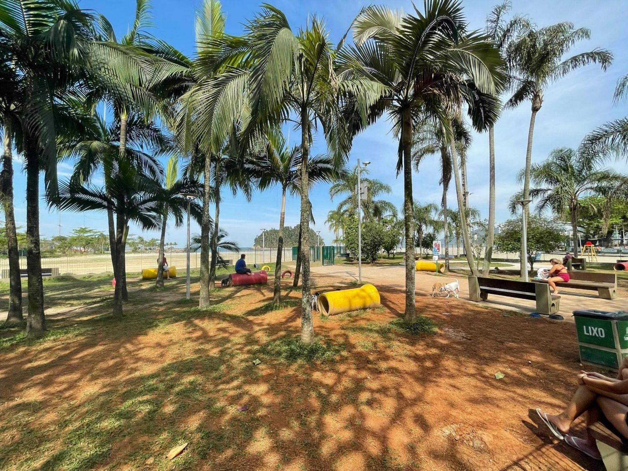 Апартаменты Ap Pe Na Areia Vista Parcial Mar Сантос Экстерьер фото