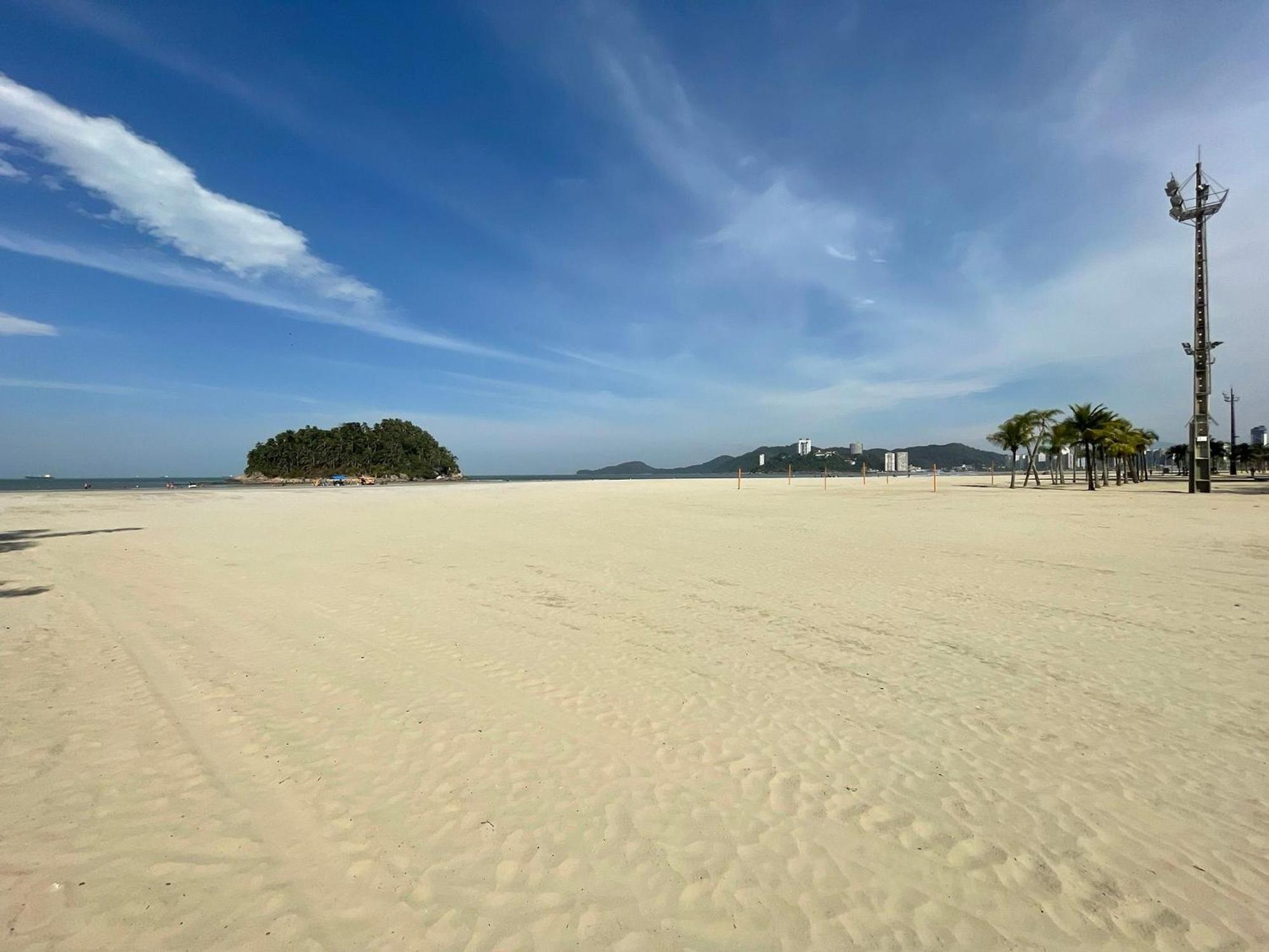 Апартаменты Ap Pe Na Areia Vista Parcial Mar Сантос Экстерьер фото