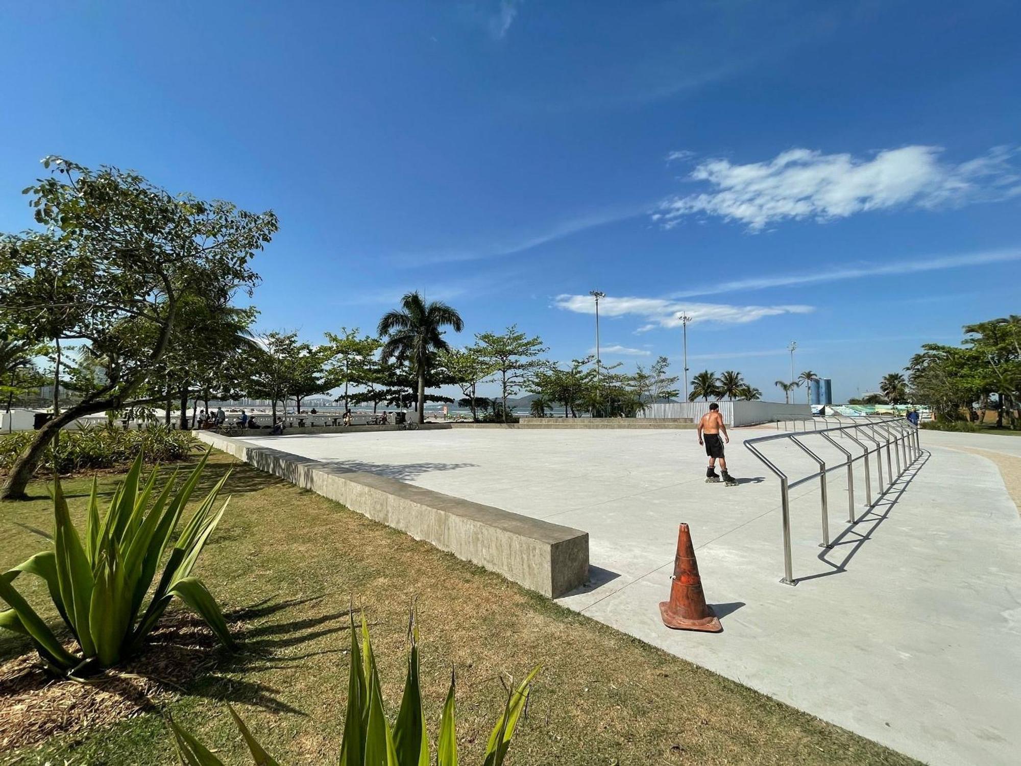 Апартаменты Ap Pe Na Areia Vista Parcial Mar Сантос Экстерьер фото