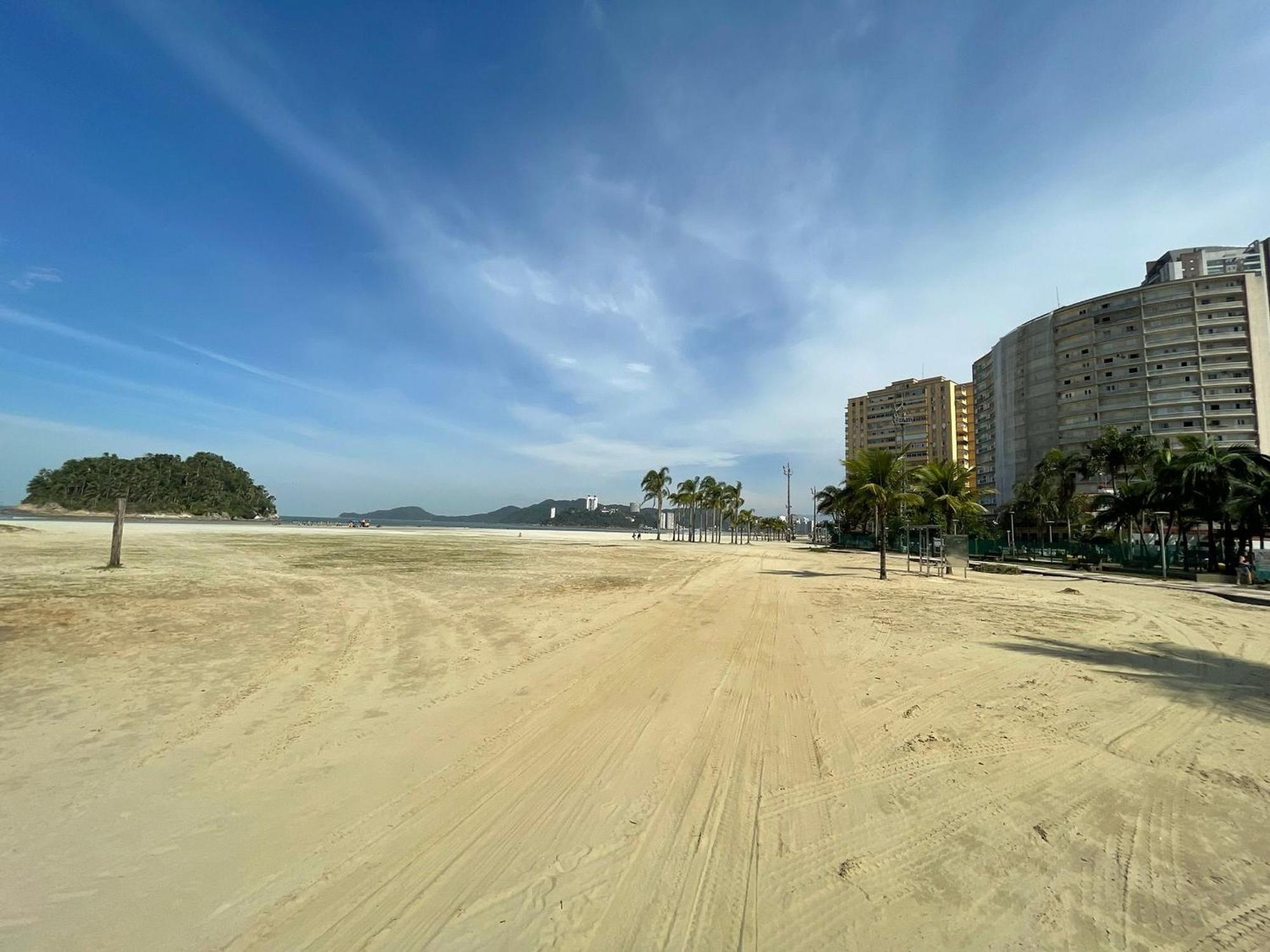 Апартаменты Ap Pe Na Areia Vista Parcial Mar Сантос Экстерьер фото